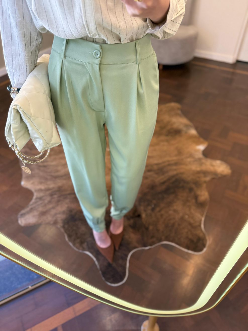 Calça Alfaiataria Cenoura Zíper - Verde 