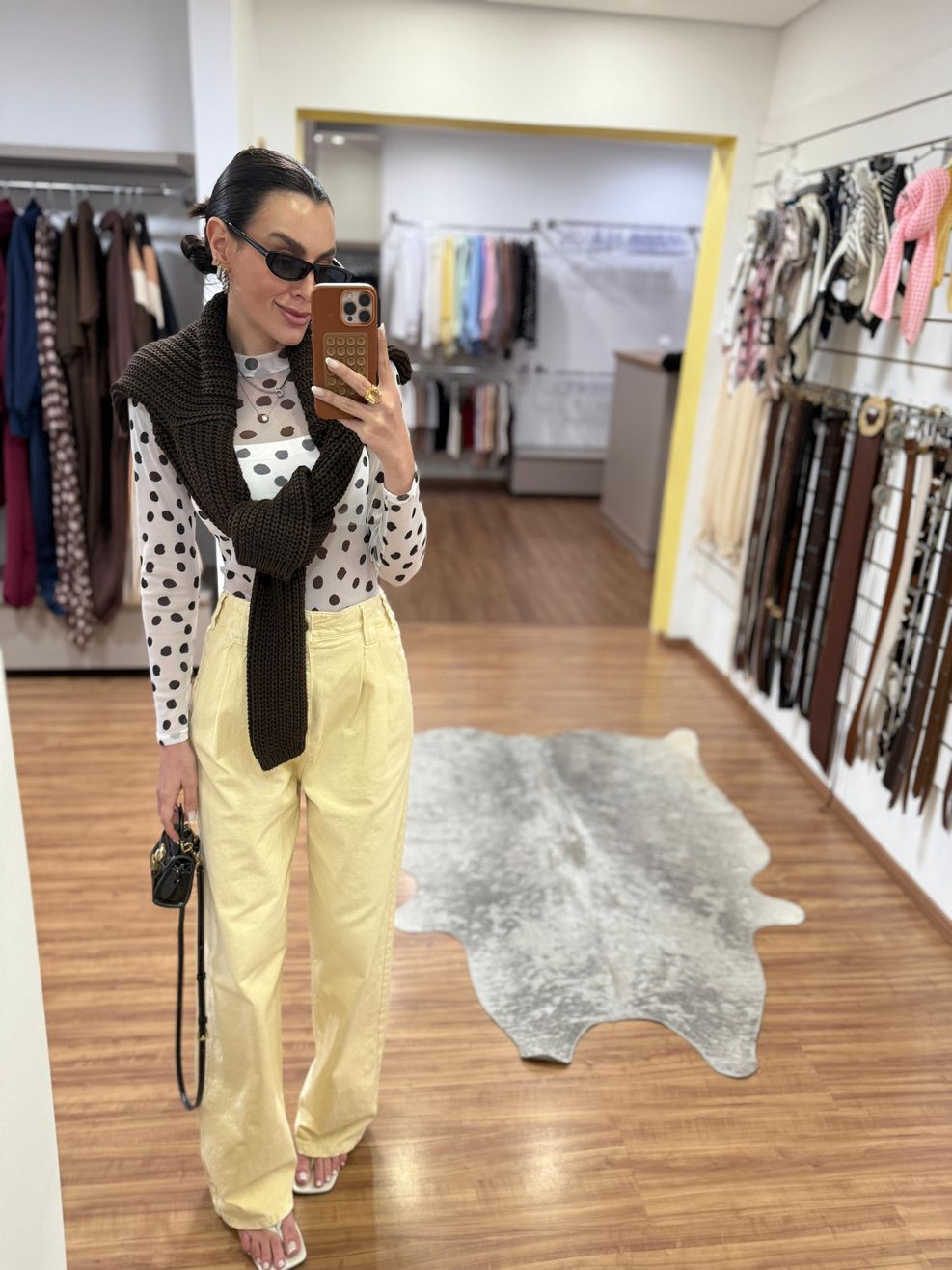 Calça Jeans Pantalona Cós Elástico Atrás - Amarelo 