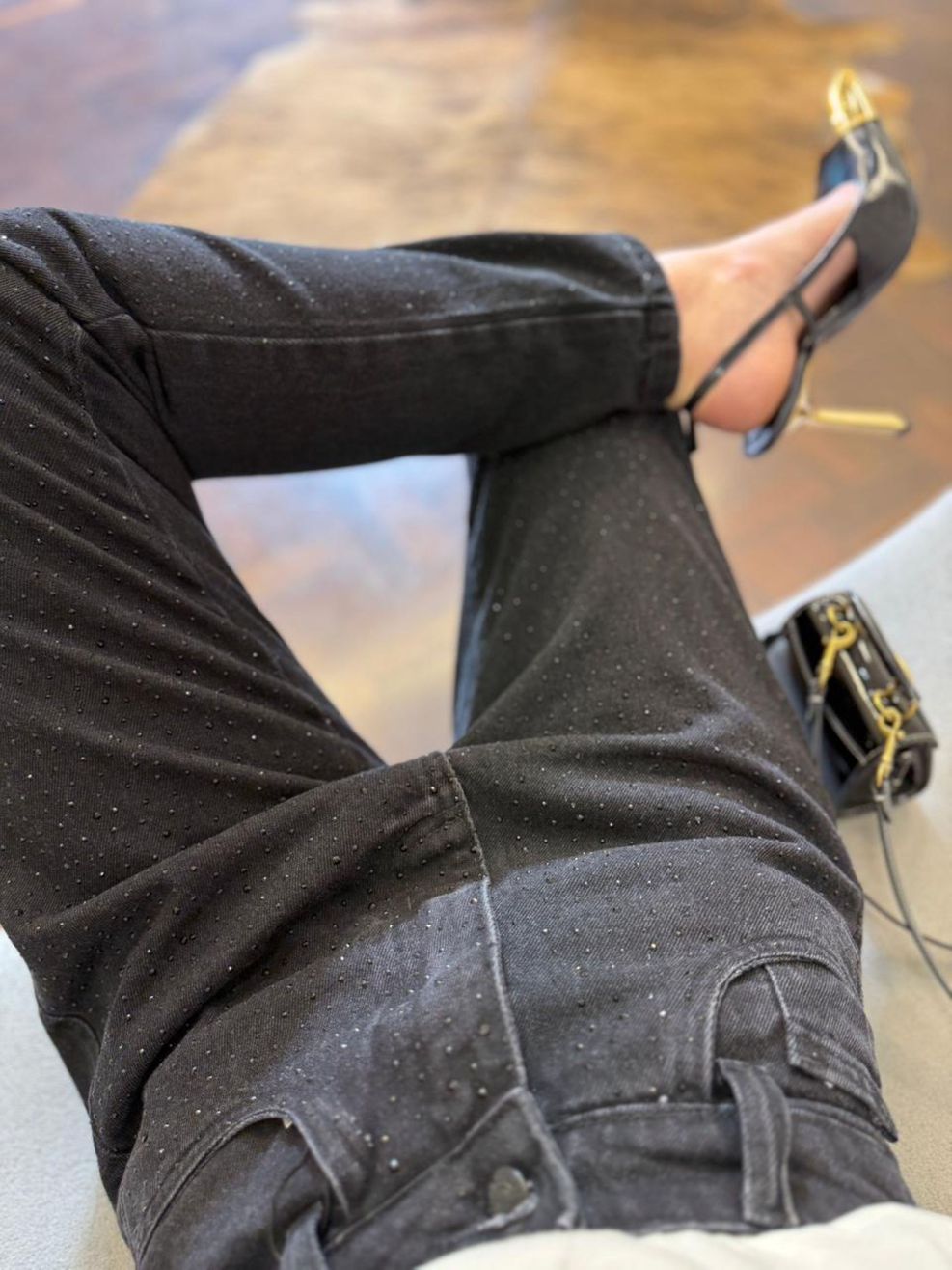 Calça Jeans Mom Black Hotfix 