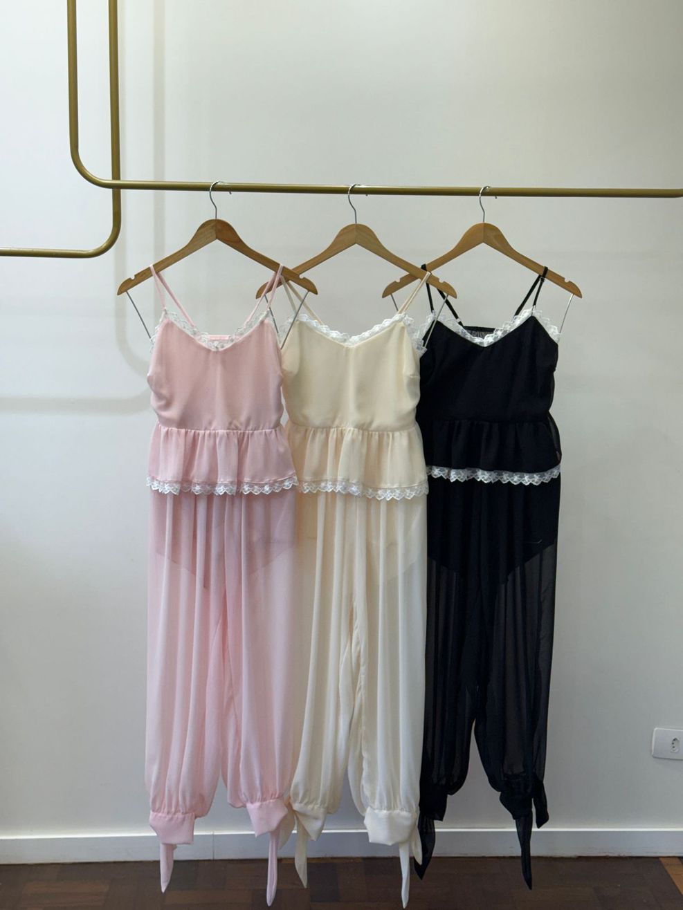 Conjunto Sophie Crepe de Seda - Creme 