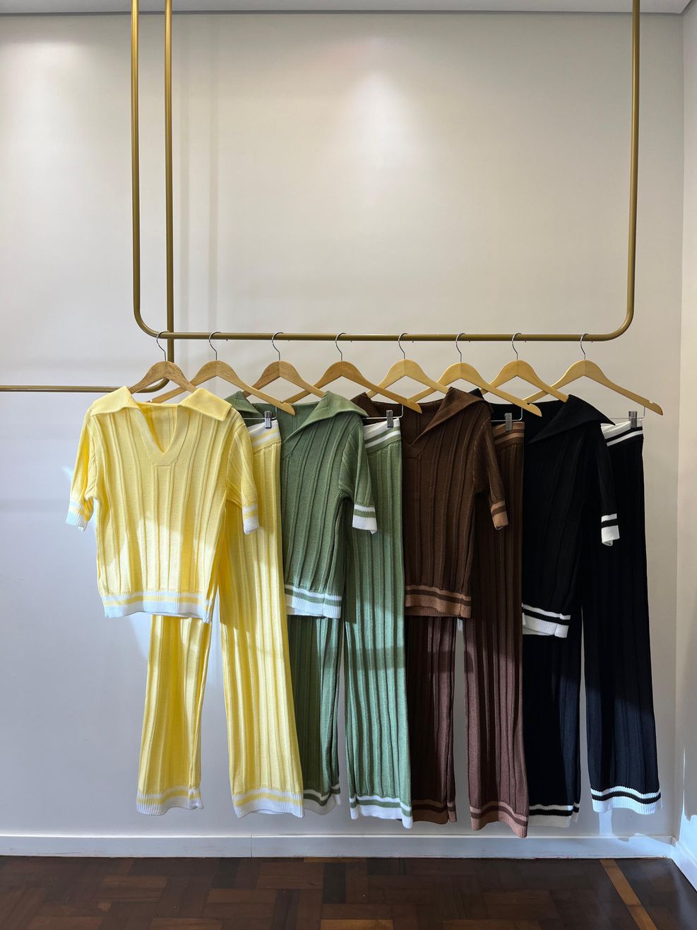 Conjunto Polo Emília - Amarelo Manteiga 
