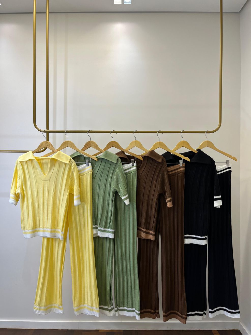 Conjunto Polo Emília - Amarelo Manteiga 