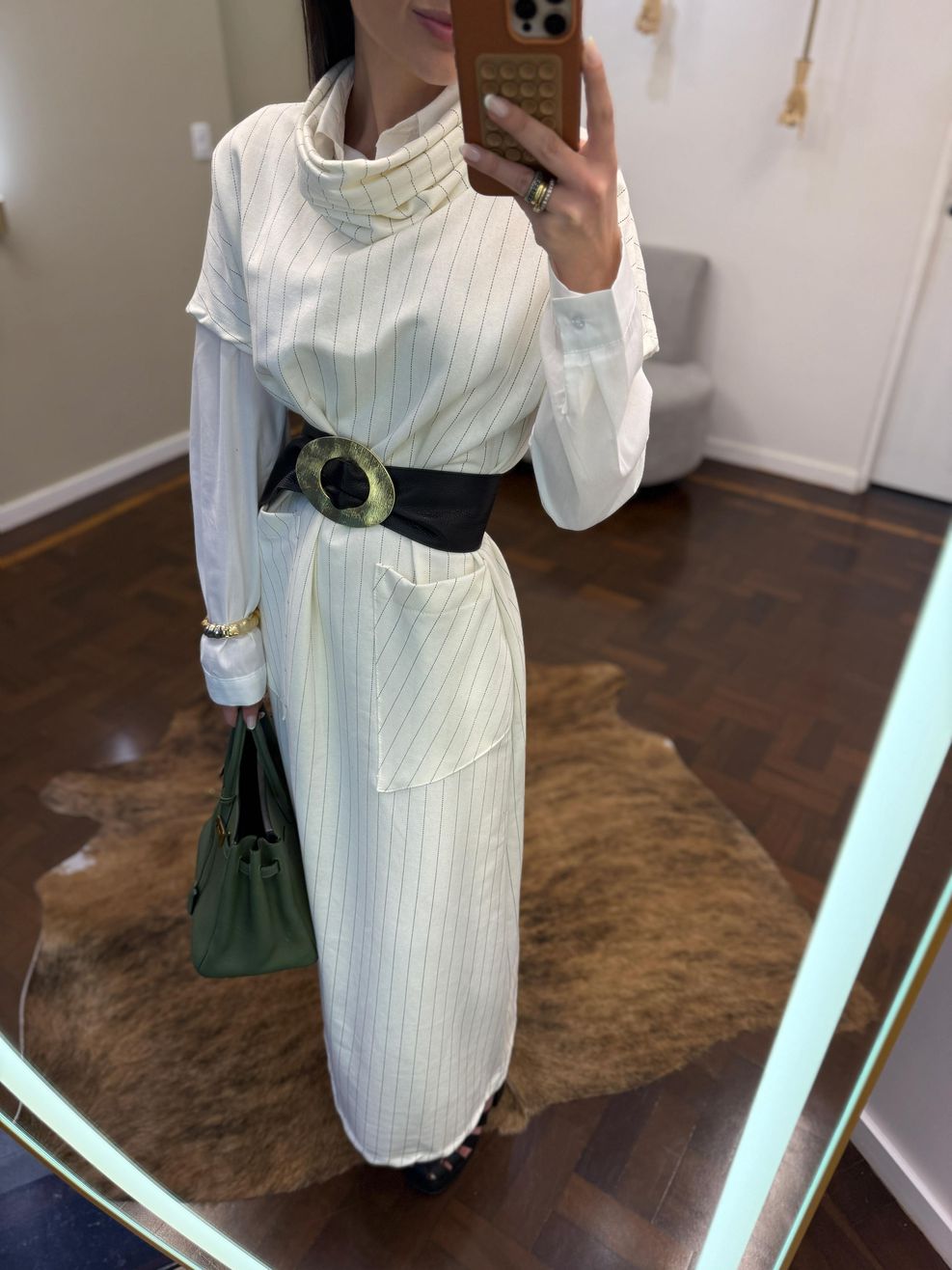Vestido Moletom Risca de Giz - Gola Boba - Off White 