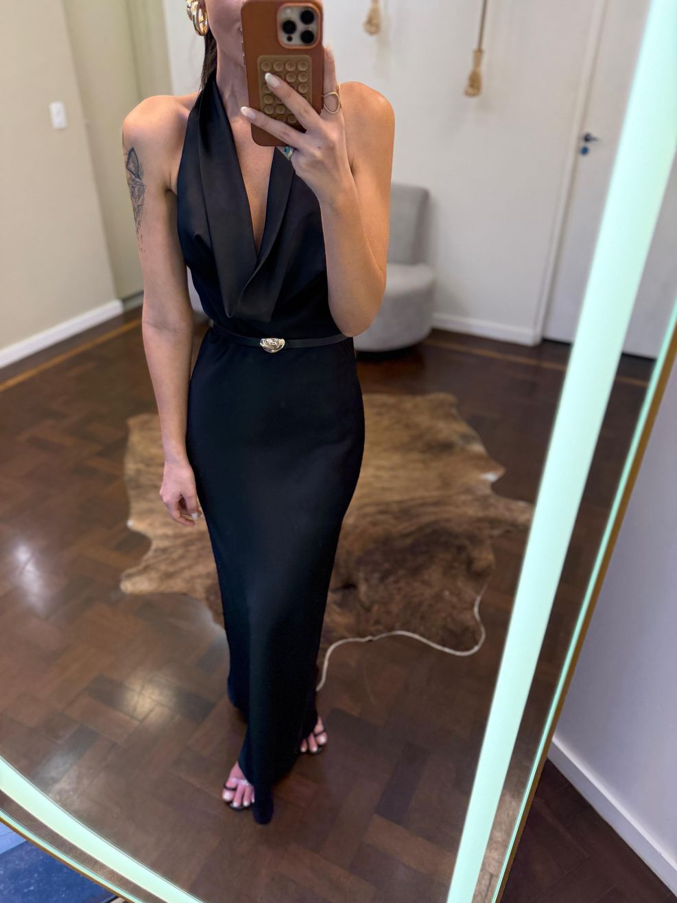 Vestido Cetim Gola Boba Gabriela - Preto 