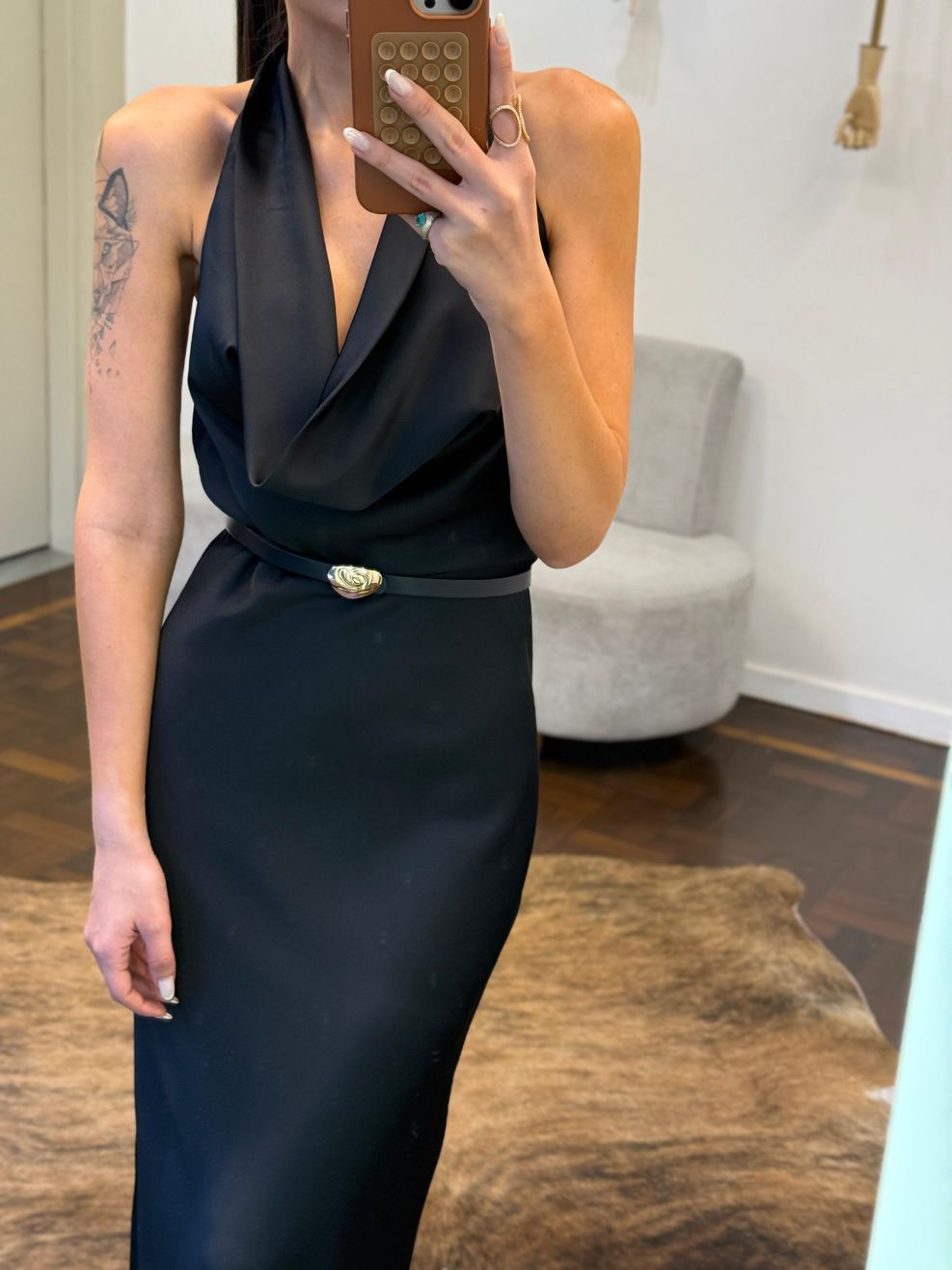Vestido Cetim Gola Boba Gabriela - Preto 