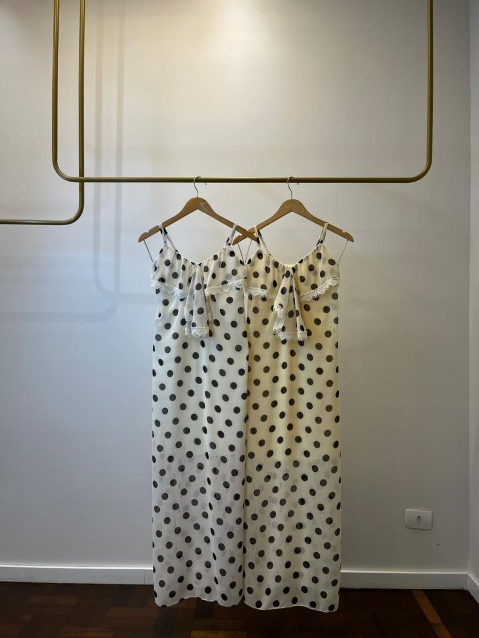 Vestido Chiffon Calm Poá - Amarelo Manteiga