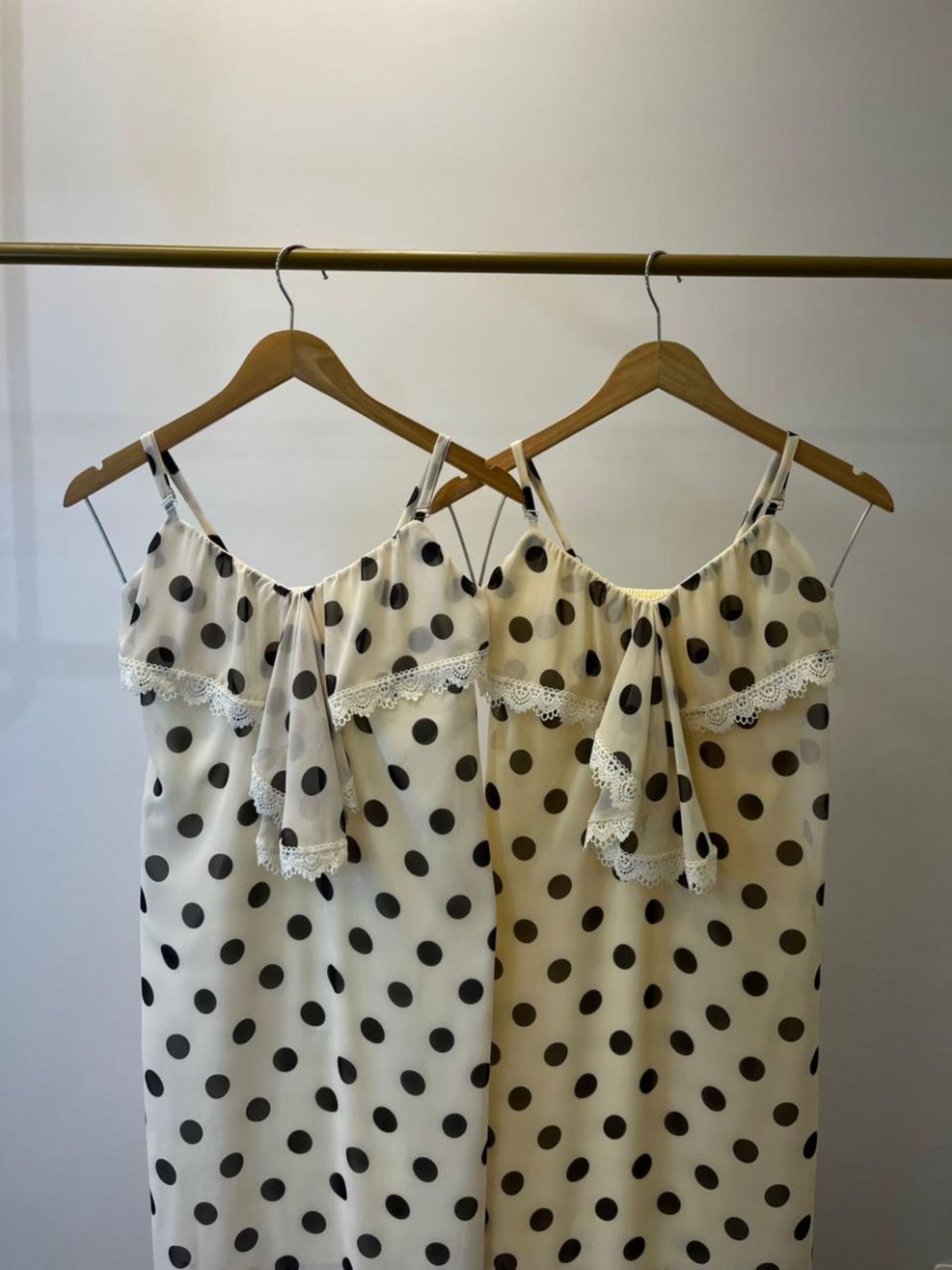 Vestido Chiffon Calm Poá - Amarelo Manteiga