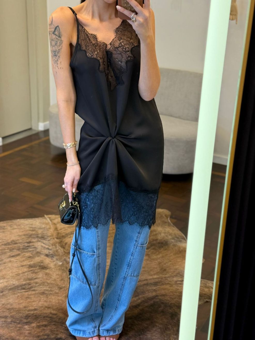Vestido Cetim e Renda Gabrielle - Preto