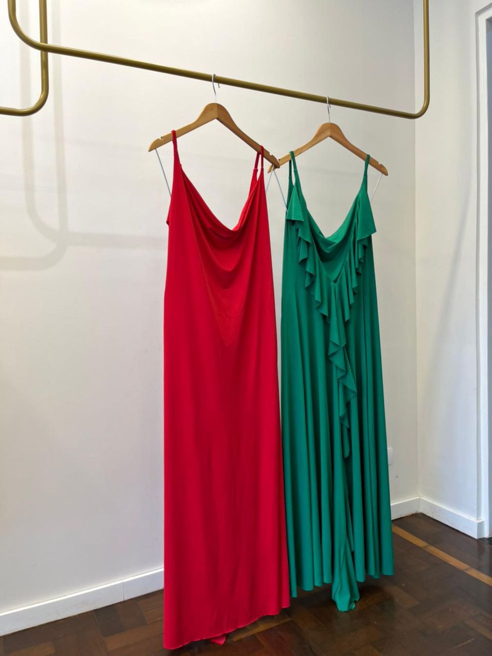 Vestido Decote V Costas Mirabela - Vermelho
