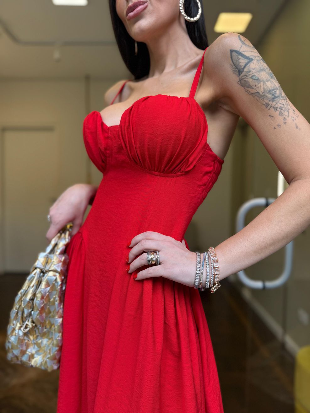 Vestido Taça Drapeada Midi Vermelho