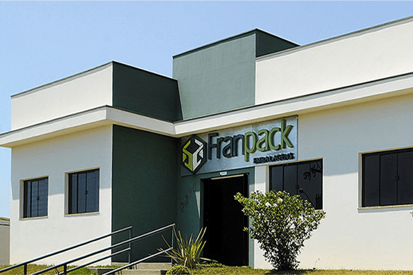 equipe de especialistas da Franpack