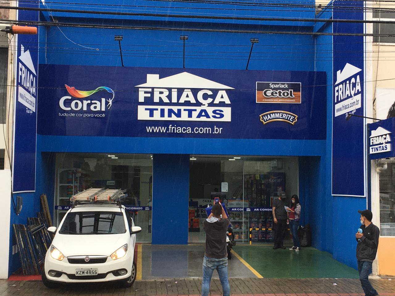  Friaça Tintas e Materiais de Construção