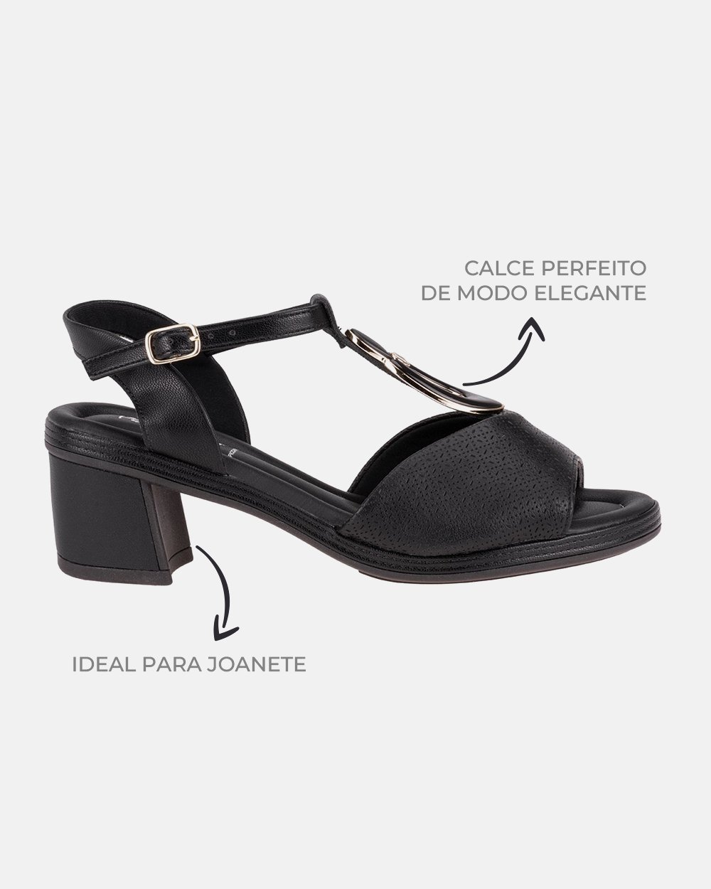 Sandália com tecnologia Wide Fit