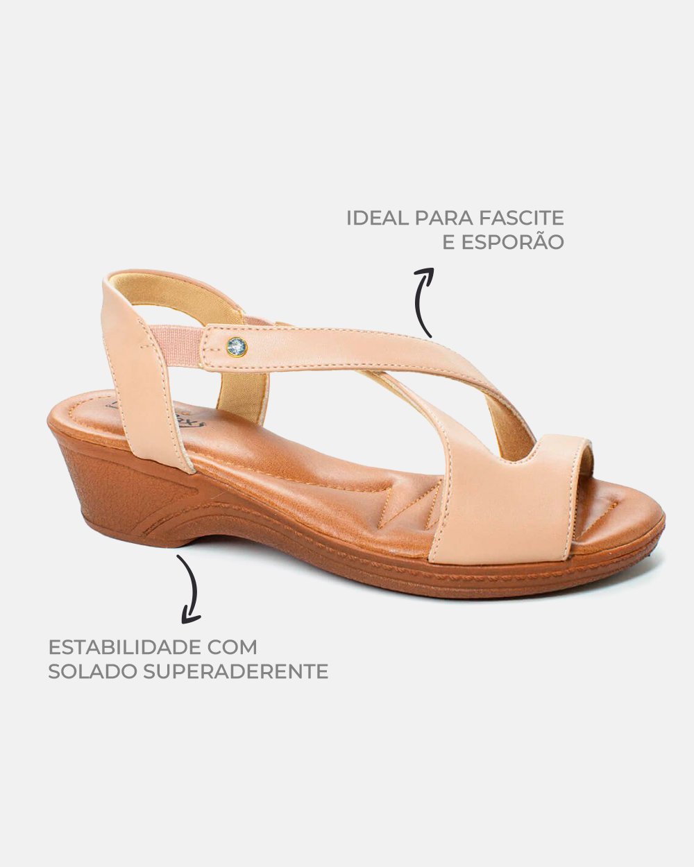 Sandália com tecnologia Wide Fit