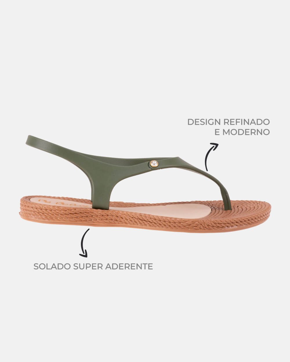 Sandália com tecnologia Wide Fit