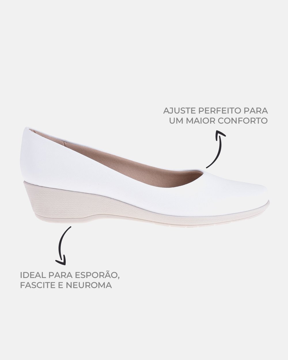 Sandália com tecnologia Wide Fit