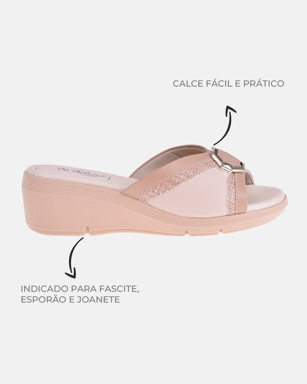 Sandália com tecnologia Wide Fit