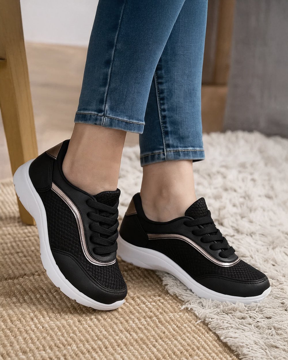 Tênis Boneca Crisântemo - Preto / Sola Preta