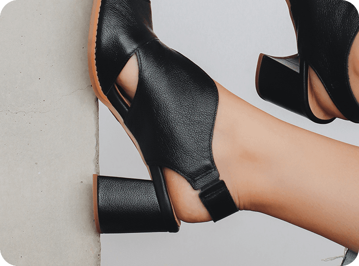 Sandália Peep Toe Veneza - Fechamento