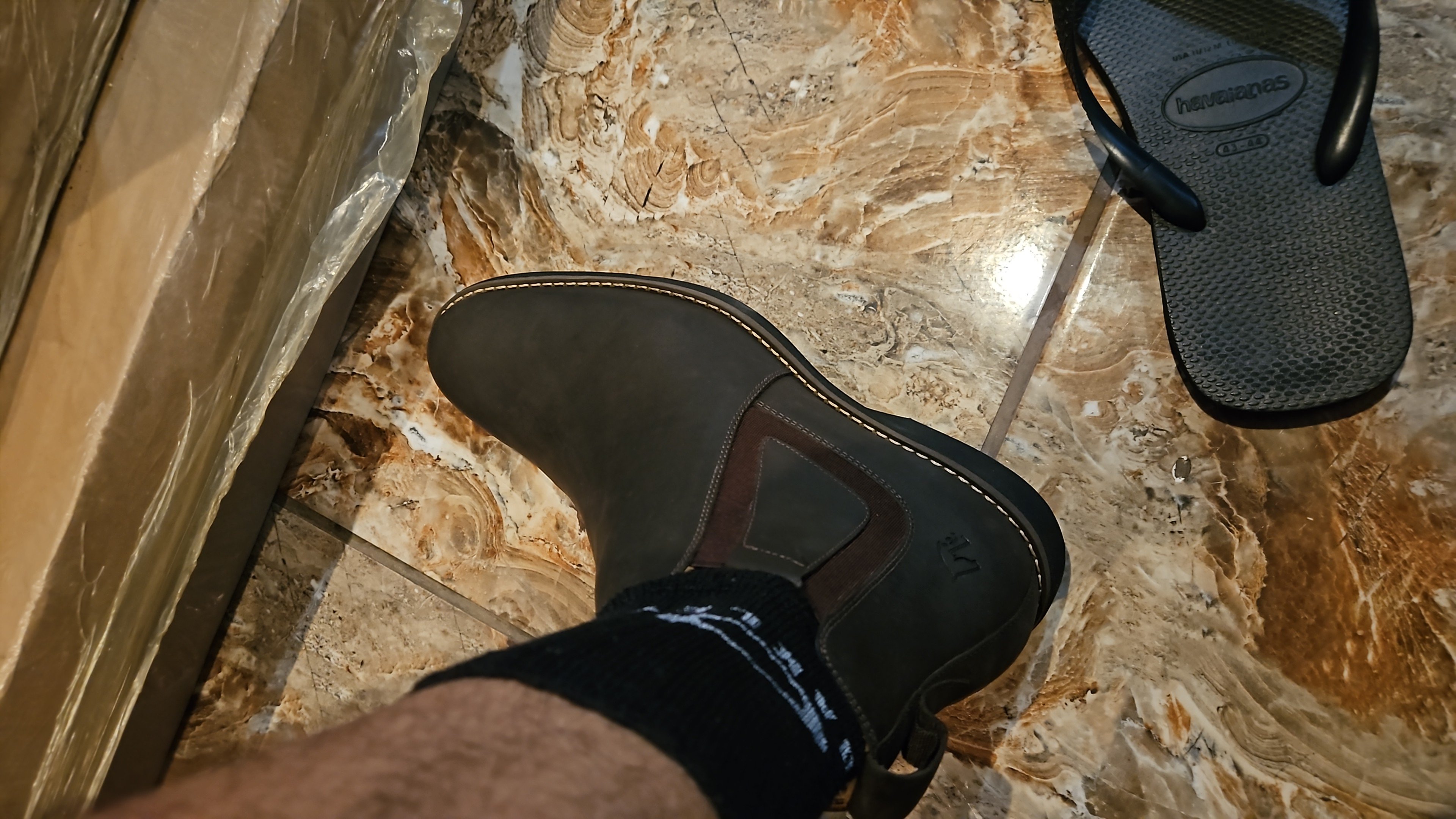 Botina 7002 - Crazy Horse Preto | ZEBOTINA